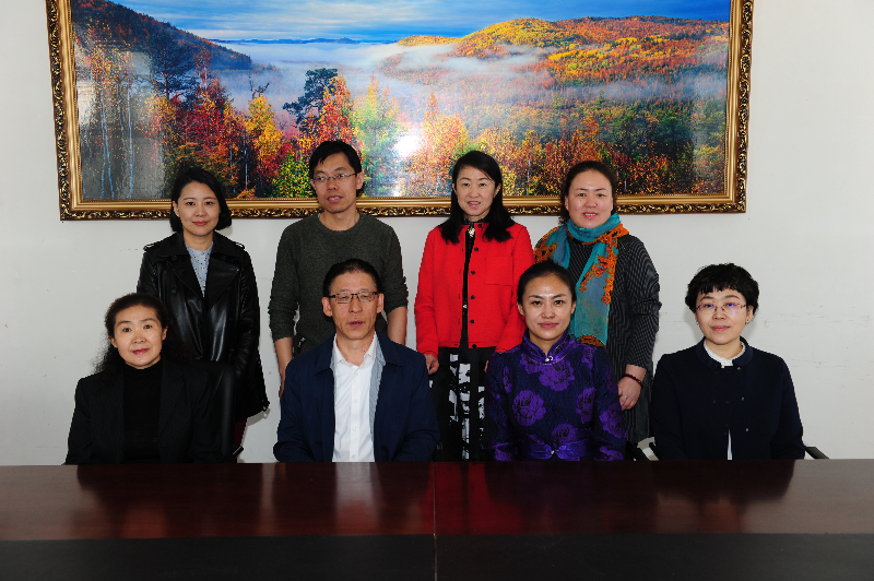 校级教学团队-蒙汉双语双师学前教育教学团队.JPG